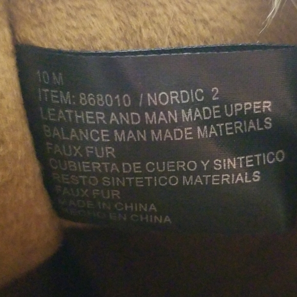 Khombu Women's winter duck boots. - Picture 6 of 7